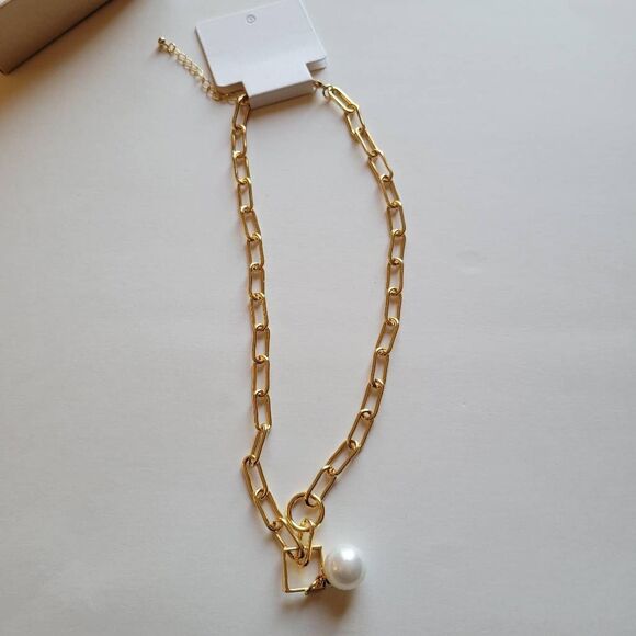 16K Gold Plated Paperclip Chain Necklace with Single Pearl Pendant - Picture 4 of 5